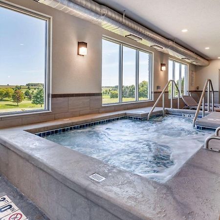 Sleep Inn & Suites Lancaster-Platteville Bagian luar foto