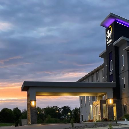 Sleep Inn & Suites Lancaster-Platteville Bagian luar foto