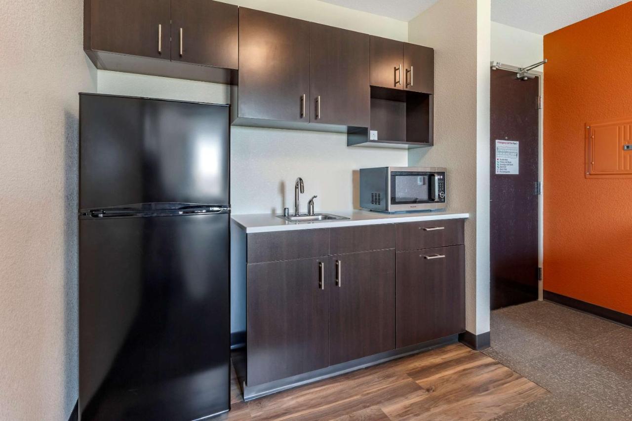 Sleep Inn & Suites Lancaster-Platteville Bagian luar foto