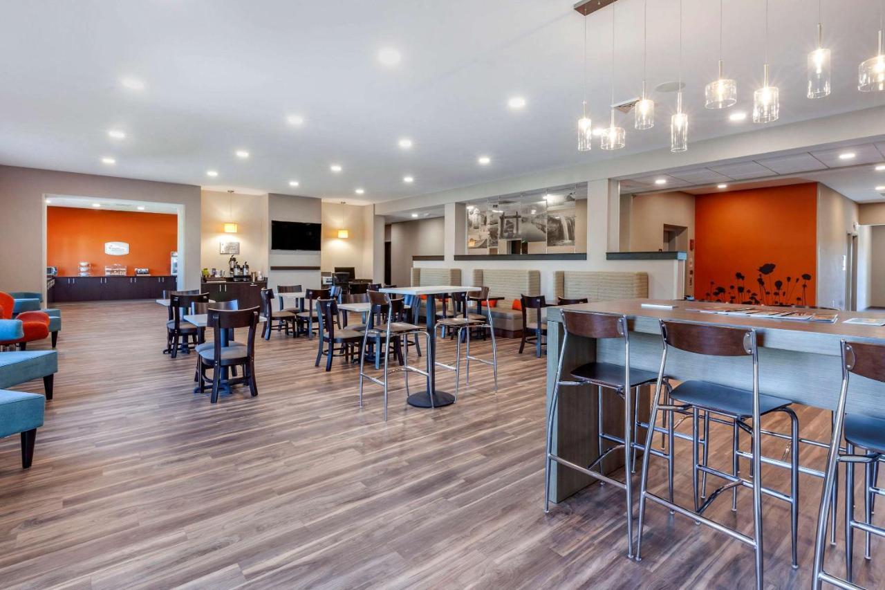 Sleep Inn & Suites Lancaster-Platteville Bagian luar foto