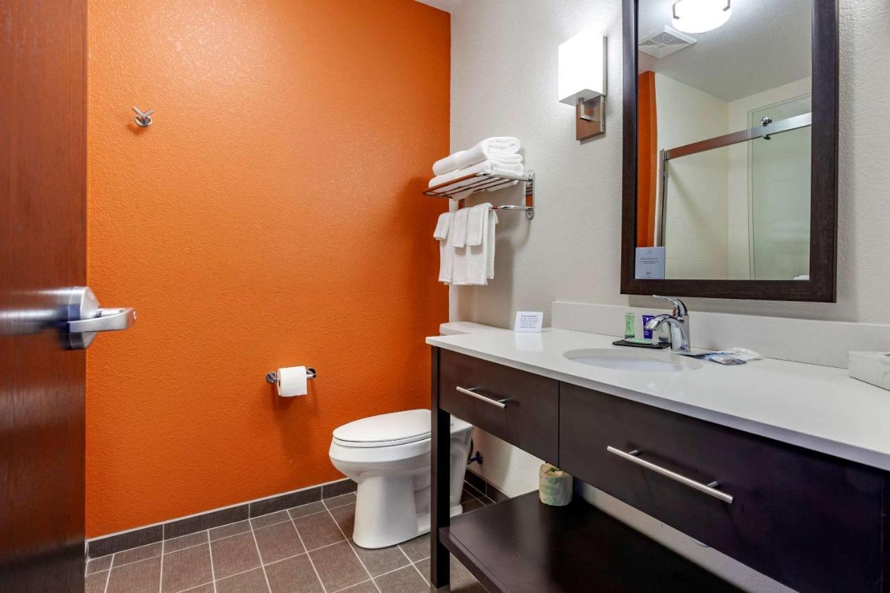 Sleep Inn & Suites Lancaster-Platteville Bagian luar foto